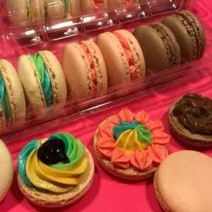 Macarons 6pcs/box (Strawberry Flavour)